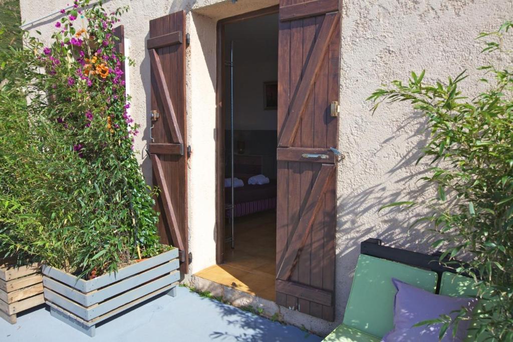 Hôtel Le Niobel Belgodère Quarto foto